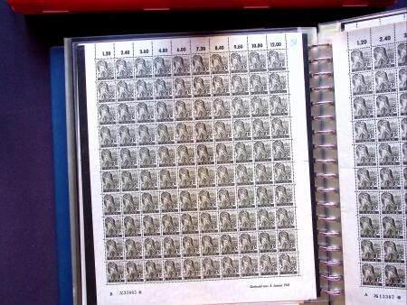 1947 SAAR I issue: Mint duplication in two stockbooks,