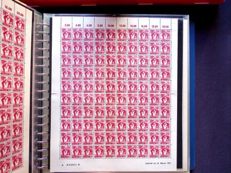 1947 SAAR I issue: Mint duplication in two stockbooks,