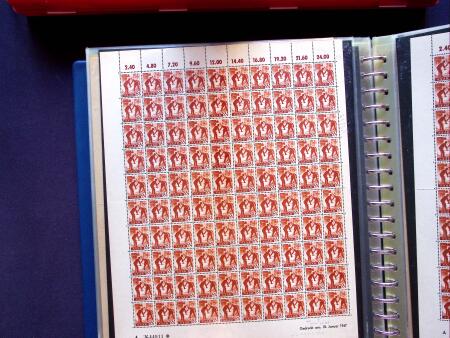 1947 SAAR I issue: Mint duplication in two stockbooks,