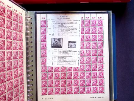 1947 SAAR I issue: Mint duplication in two stockbooks,