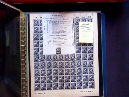 1947 SAAR I issue: Mint duplication in two stockbooks,