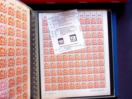 1947 SAAR I issue: Mint duplication in two stockbooks,