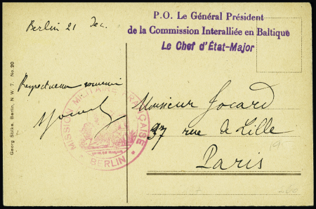 Carte postale en franchise de Berlin (vers dec 1920) avec griffe violette "PO le Général Président de la Commission interalliée en Baltique - le chef d'état-major". TB
