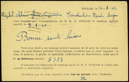 Carte postale du service de renseignements aux familles de la préfecture maritime de Toulon (aout 1942) avec au verso message radio des constructions navales de Saïgon. TB