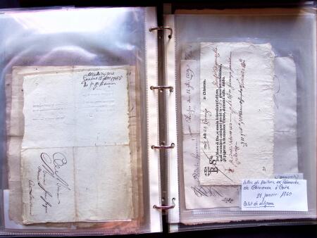 1796-1850, Documents préphilatéliques en deux classeurs