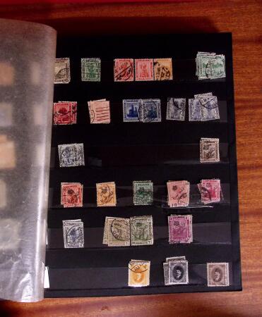 1872-1971, collection en un classeur neuf et obl.,