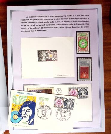 COPERNIC, Collection d'exposition en un gros dossier