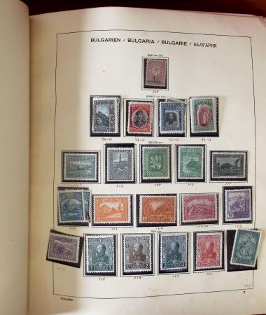 1886-1980, collection bien fournie en trois albums