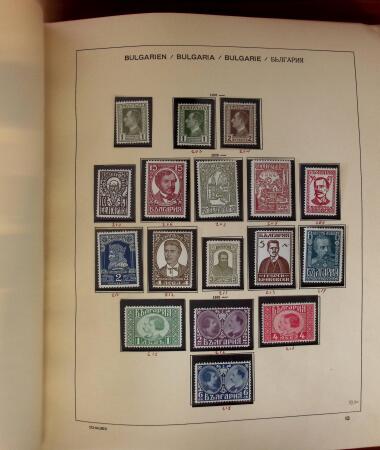 1886-1980, collection bien fournie en trois albums