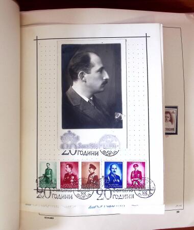 1886-1980, collection bien fournie en trois albums