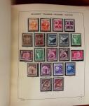 1886-1980, collection bien fournie en trois albums