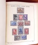 1886-1980, collection bien fournie en trois albums