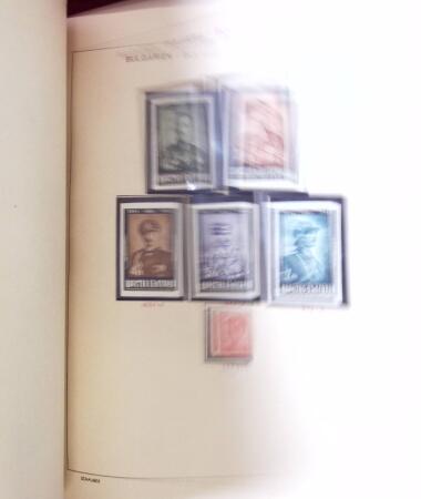 1886-1980, collection bien fournie en trois albums
