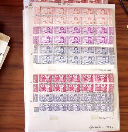 1900-1940, Small assemble of mostly mint stamps