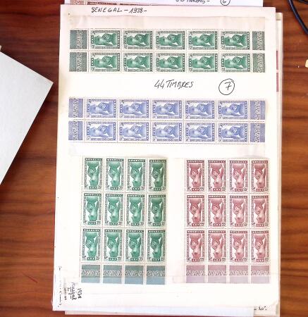 1900-1940, Small assemble of mostly mint stamps
