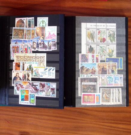 1880-1980, Small estate in six stockbooks incl. some