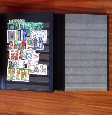 1880-1980, Small estate in six stockbooks incl. some