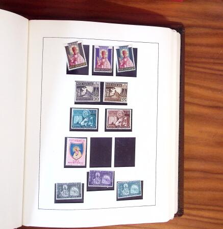 1880-1980, Small estate in six stockbooks incl. some