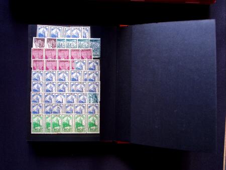 1880-1950, Petite succession en deux cartons, avec