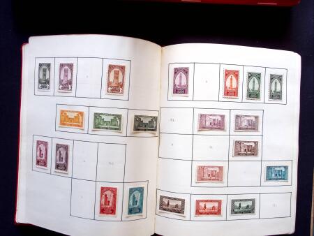 1880-1950, Petite succession en deux cartons, avec