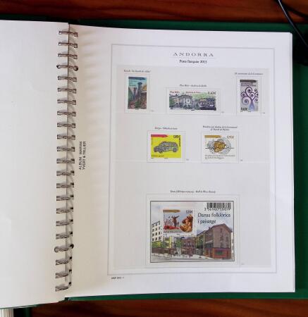 1983-2014, Quatre classeurs avec les possessions françaises :