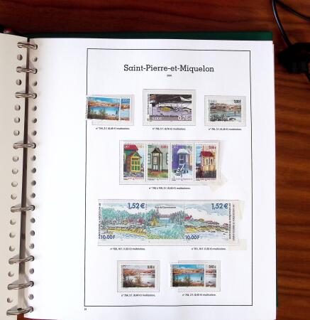 1983-2014, Quatre classeurs avec les possessions françaises :