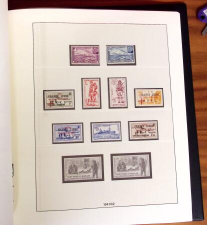 1885-2022, Collection en 4 albums et classeurs, composée