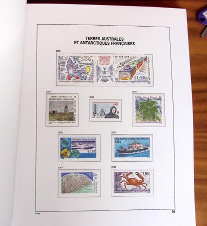1885-2022, Collection en 4 albums et classeurs, composée