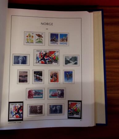1977-2002, Mint collection in two albums, virtually