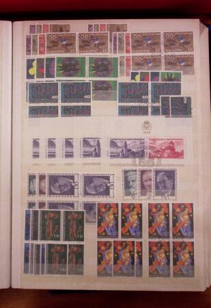 1854-1985, Mint used selection in 11 stockbooks or albums,