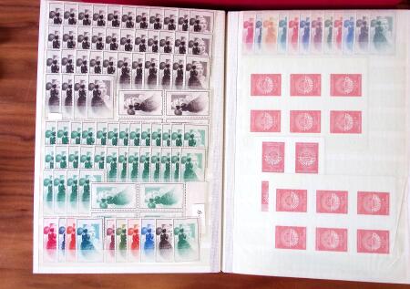 1880-1990, Amazing selection of VIGNETTES in five stockbooks,