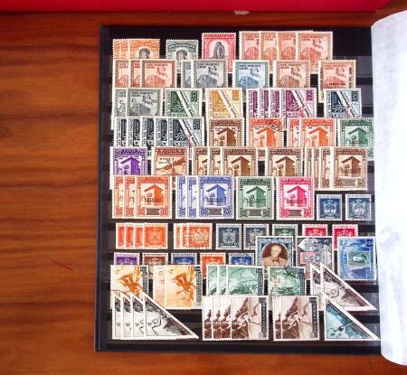 1852-1980, Mint and used selection of Italy in 8 stockbooks