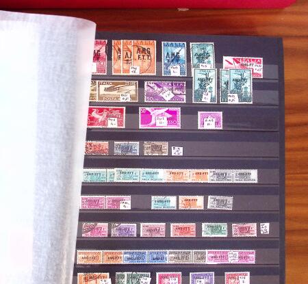 1852-1980, Mint and used selection of Italy in 8 stockbooks