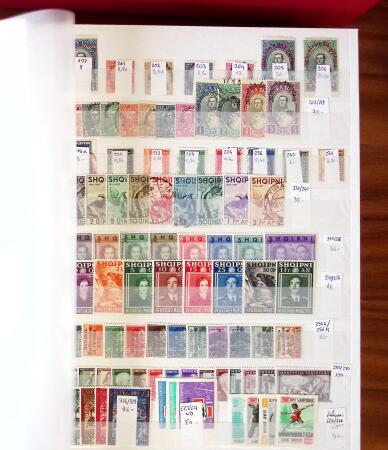 1852-1970, All-world collection in six stockbooks, noted