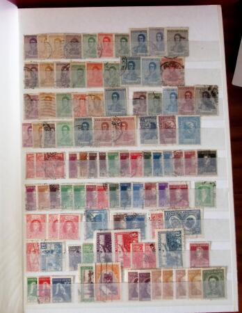 1860-1990, Collection of OVERSEAS in XX stockbooks,