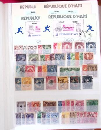 1860-1990, Collection of OVERSEAS in XX stockbooks,