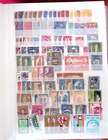 1860-1990, Collection of OVERSEAS in XX stockbooks,