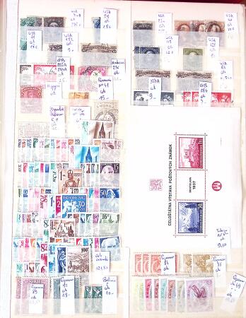 1860-1990, Collection of OVERSEAS in XX stockbooks,
