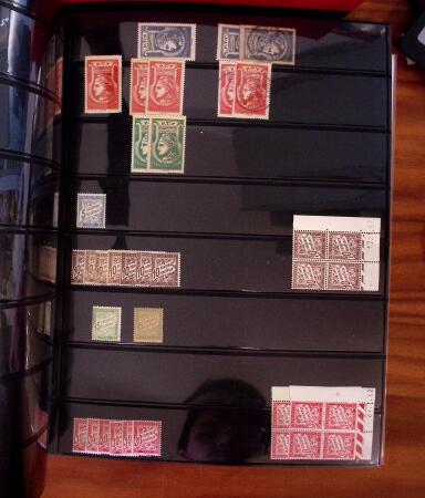 1900-2004, Stock de neuf en 14 classeurs, presque exclusivement