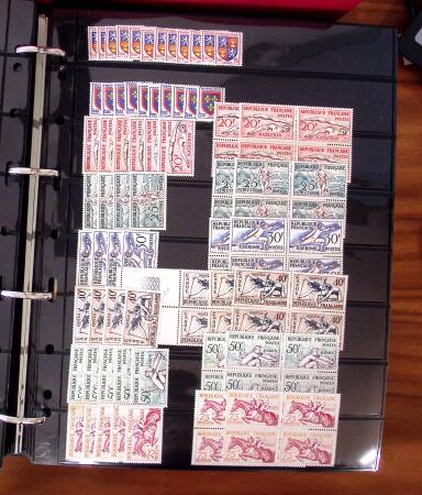 1900-2004, Stock de neuf en 14 classeurs, presque exclusivement