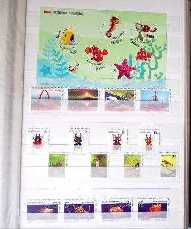 1960-2016, Mint nh collection of Taiwan in 5 stockbooks,