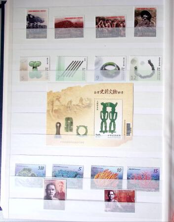 1960-2016, Mint nh collection of Taiwan in 5 stockbooks,