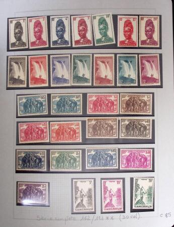 1937-1952, Collection de séries coloniales, neuf **,