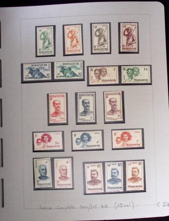 1937-1952, Collection de séries coloniales, neuf **,
