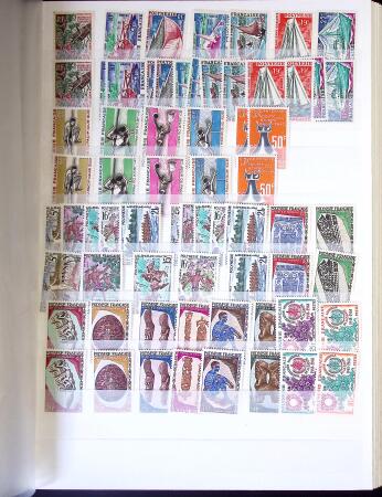 1938-1995, Stock en un album comprenant une partie