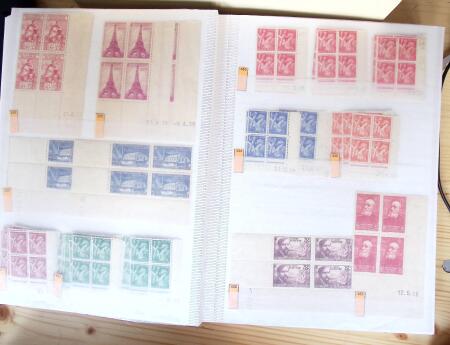 1928-1998, Collection de coins datés en 3 classeurs,