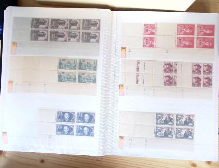 1928-1998, Collection de coins datés en 3 classeurs,