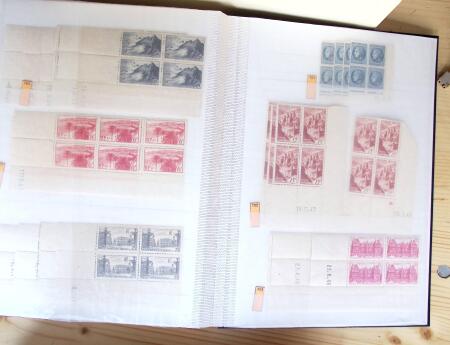 1928-1998, Collection de coins datés en 3 classeurs,