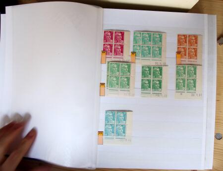 1928-1998, Collection de coins datés en 3 classeurs,