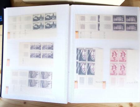 1928-1998, Collection de coins datés en 3 classeurs,